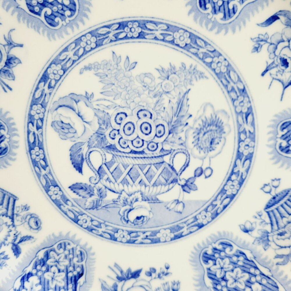 Vintage Spode Filigree Blue & White 10" Plate, Floral Rim & Basket Center, Copel - Picture 3 of 12